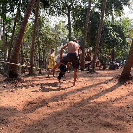 Hostelexp, Gokarna - A Slow-Paced Backpackers Community エクステリア 写真
