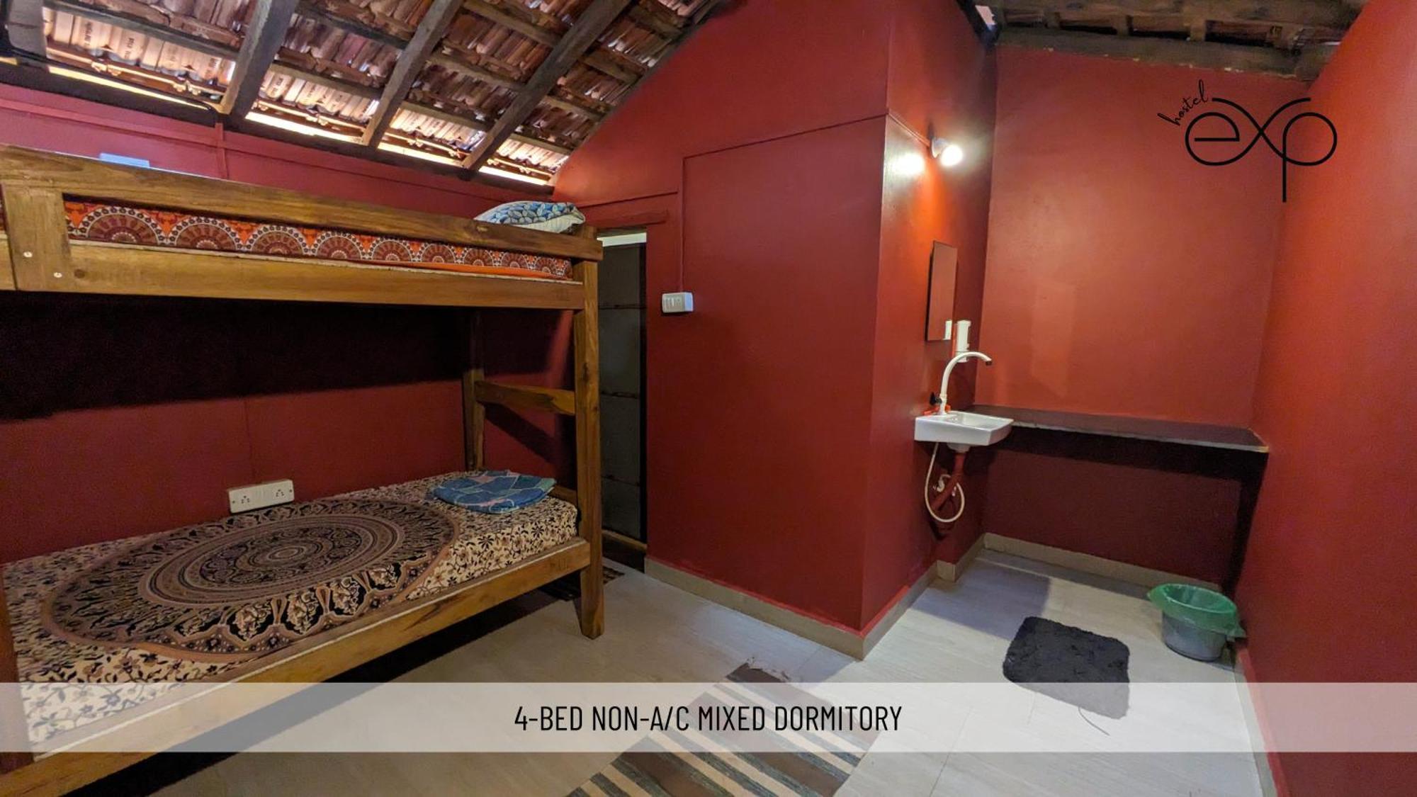 Hostelexp, Gokarna - A Slow-Paced Backpackers Community エクステリア 写真