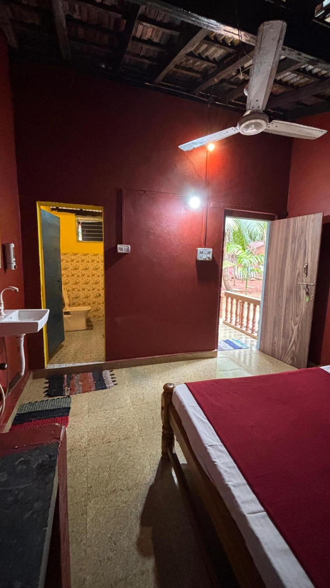 Hostelexp, Gokarna - A Slow-Paced Backpackers Community エクステリア 写真