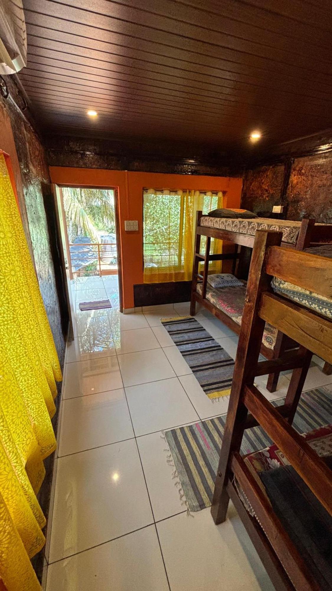 Hostelexp, Gokarna - A Slow-Paced Backpackers Community エクステリア 写真